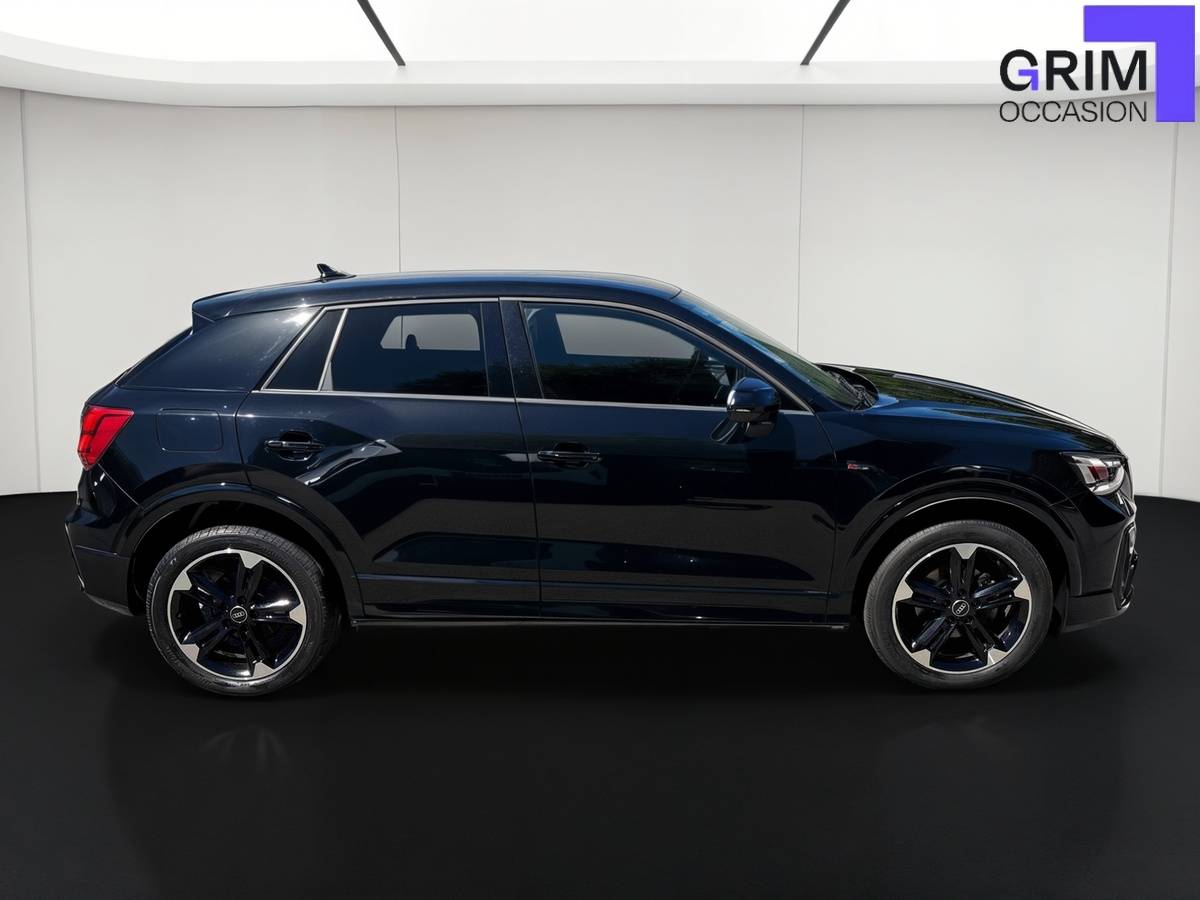audi q tfsi s tronic s line