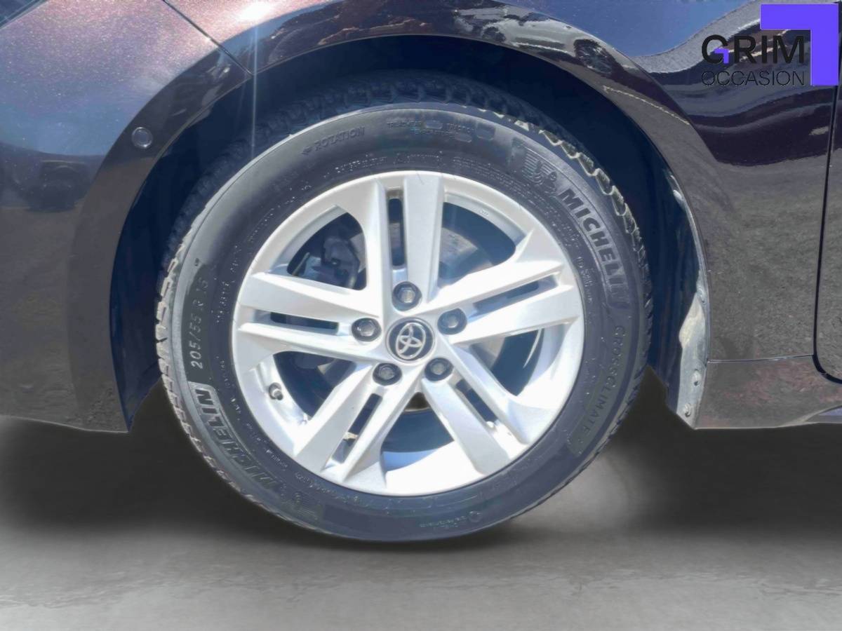 toyota corolla touring sports pro hybride h dynamic business stage hybrid academy