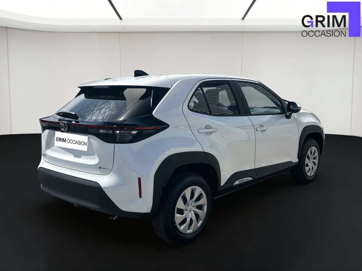 toyota yaris cross hybride h wd dynamic
