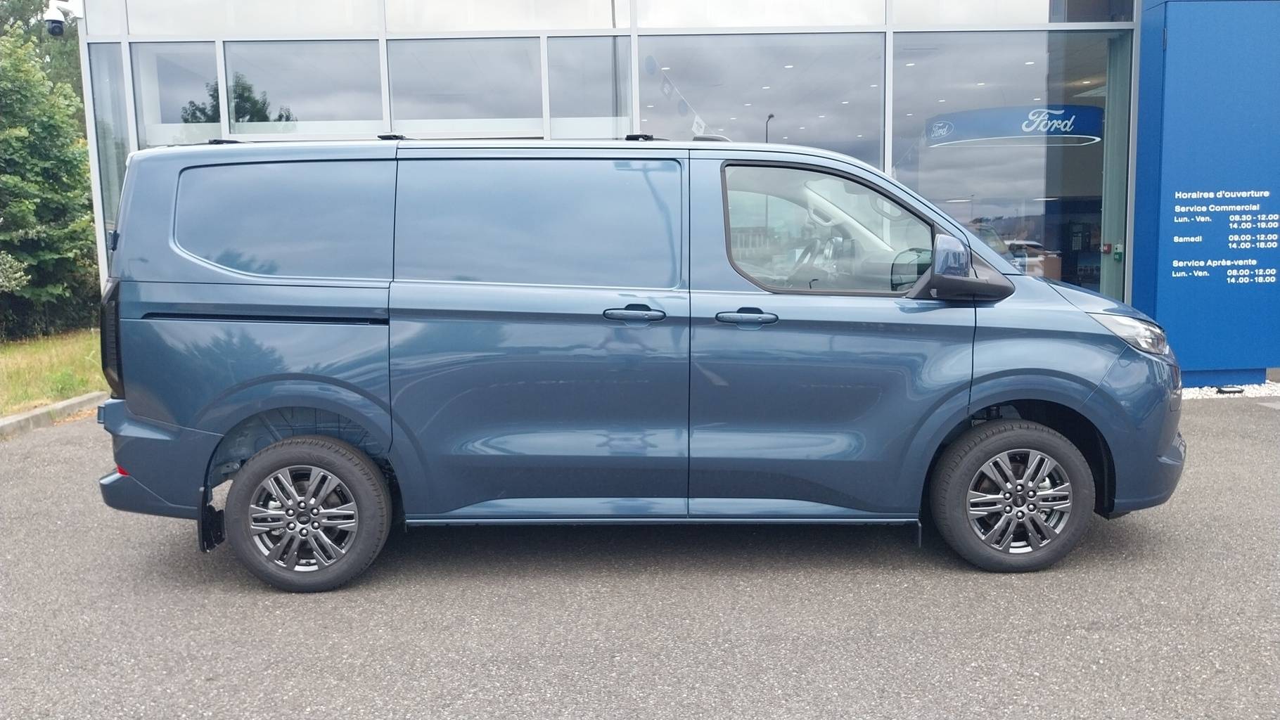 ford transit custom fgn lh duratec ch phev cvt limited