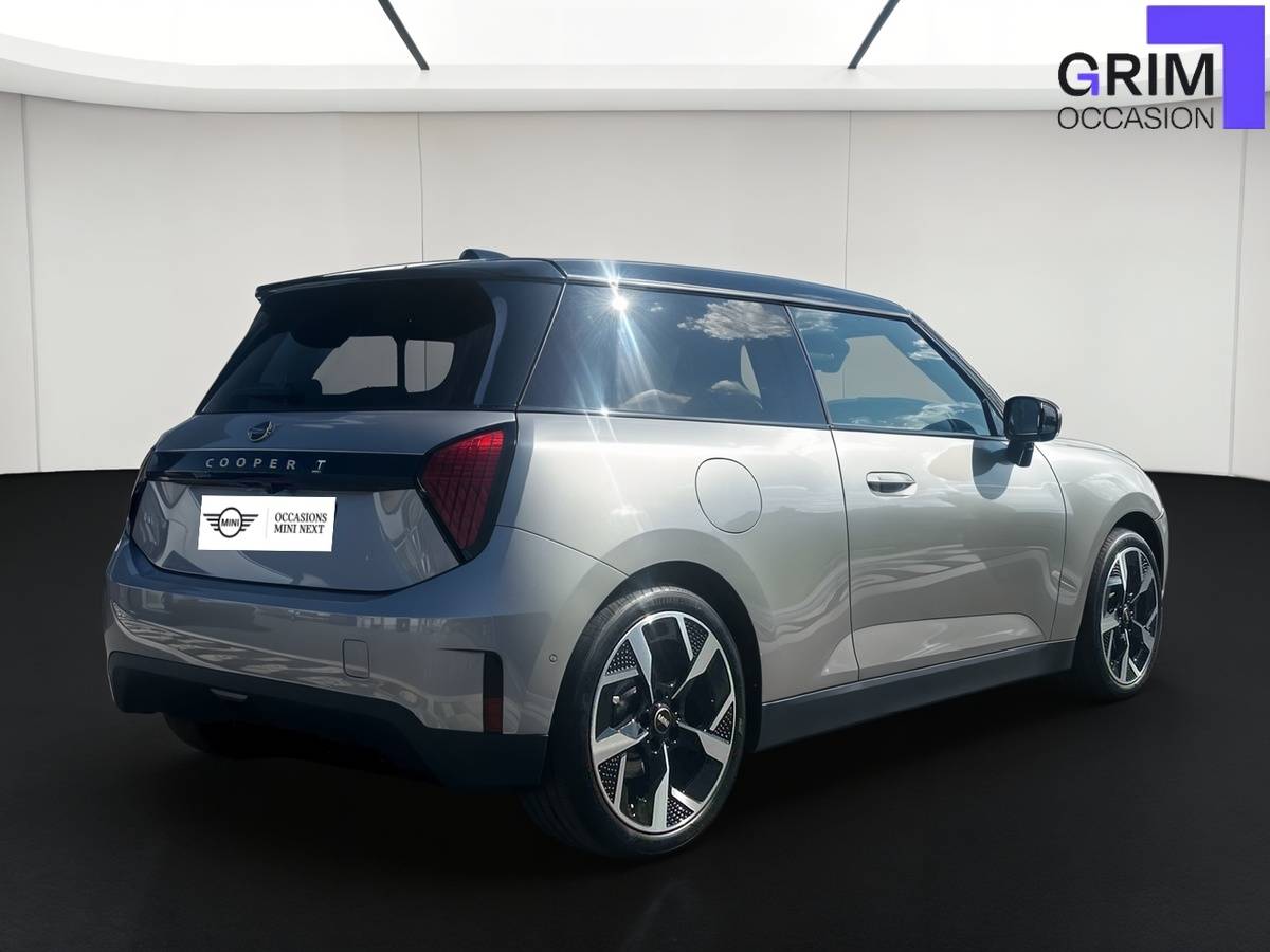 mini cooper electric se ch favoured