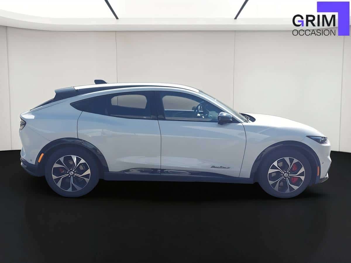 ford mustang mach e extended range kwh ch premium