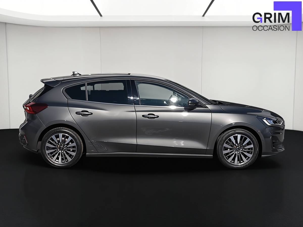 ford focus flexifuel ss mhev titanium style
